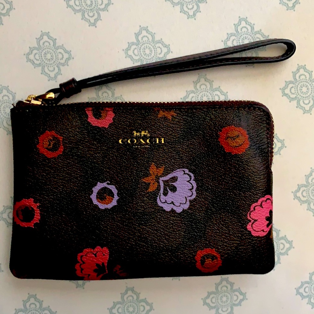 Authentic Coach Zip Around Wristlet
